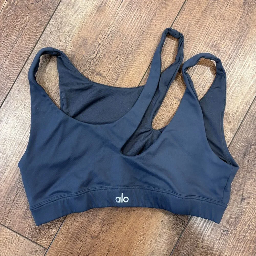 ALO Yoga please note